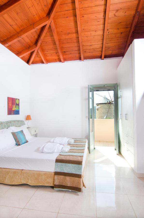 The Windmill Resort Mitata Ngoại thất bức ảnh